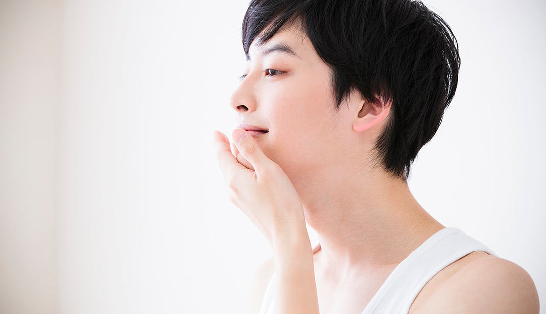 カミソリとシェーバーの違いとは?それぞれの特性を紹介