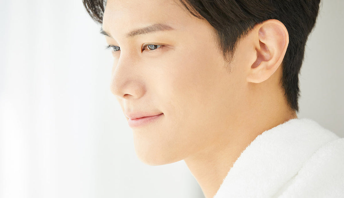 眉毛が濃い男性の印象は？セルフケアの手順と注意点を解説